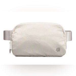 Lululemon white opal Everywhere beltbag